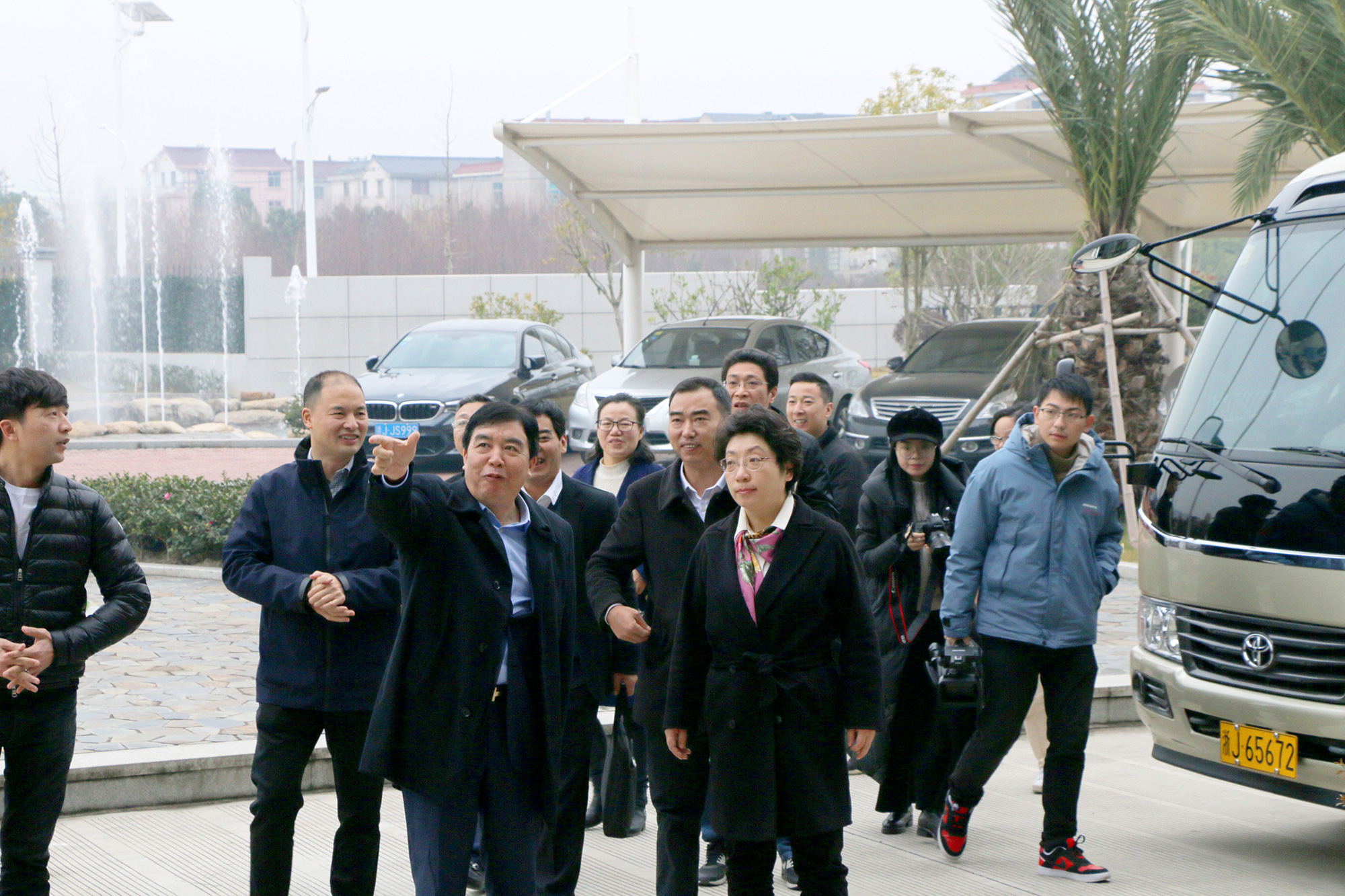 天臺縣縣長楊玲玲蒞臨浙江明筑新材料有限公司視察指導(dǎo)