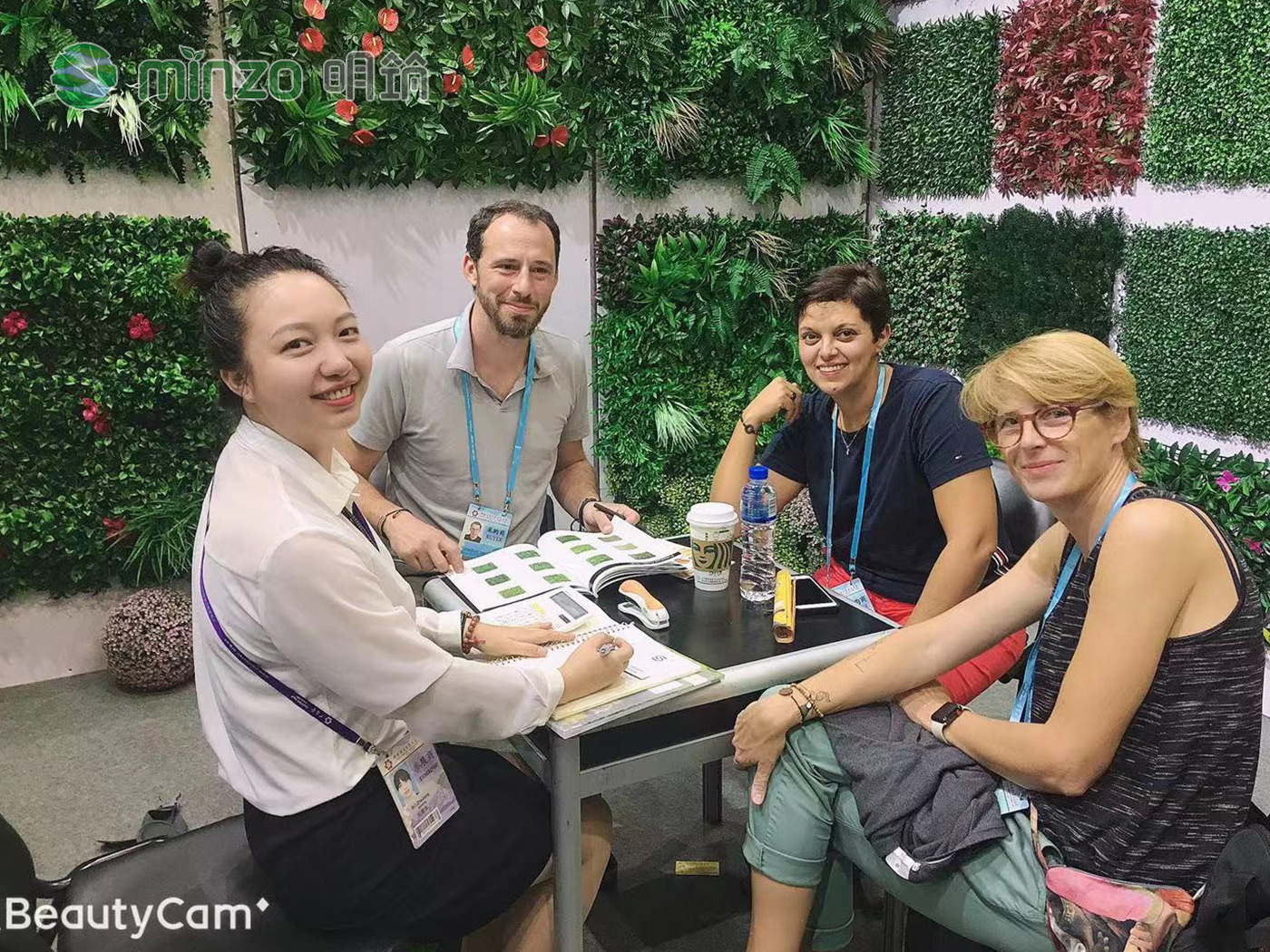 明筑人眾志成城，126屆廣交會(huì)砥礪前行